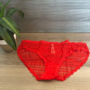 NWT Victoria Secret lace underwear size XL